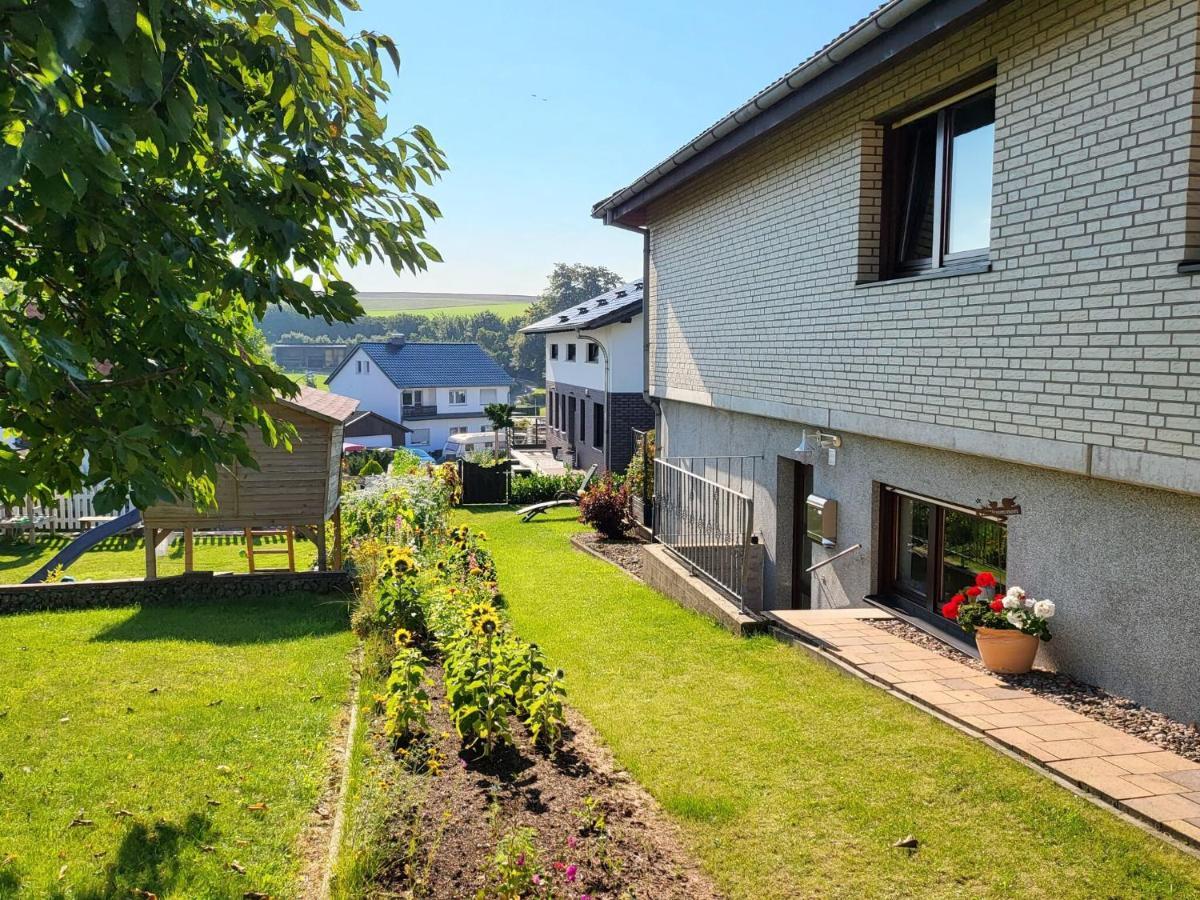 Sunny Flat In Bad Driburg With Garden Διαμέρισμα Εξωτερικό φωτογραφία